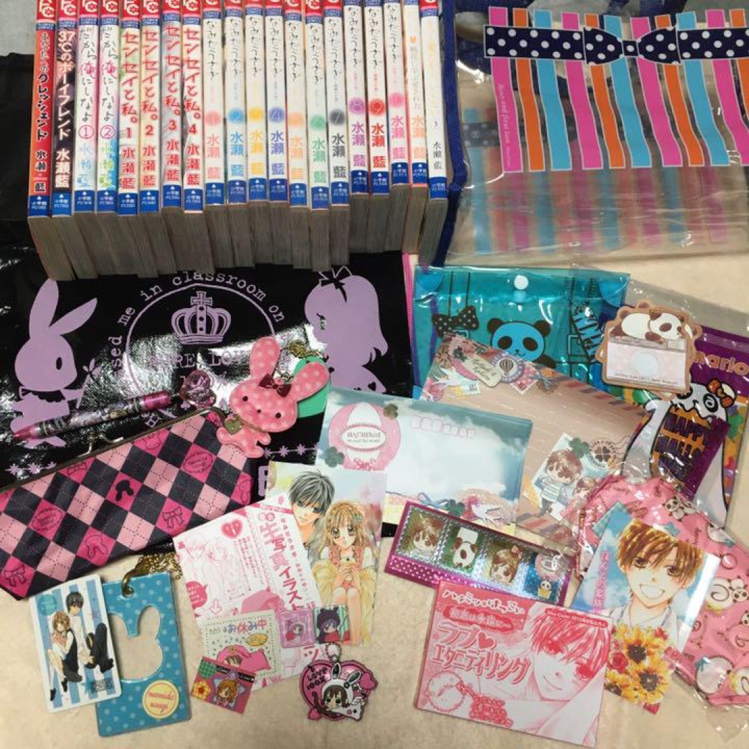 現在雑誌「少コミ」で連載中の、水瀬藍先生直筆サイン入りクリア