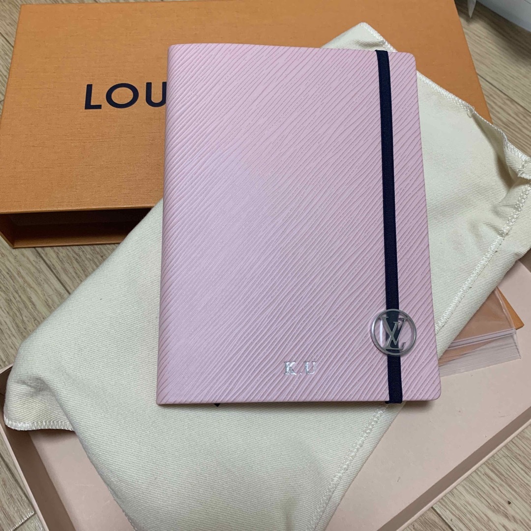 ルイヴィトン ノート エピ カイエ ギュスターヴMM 手帳