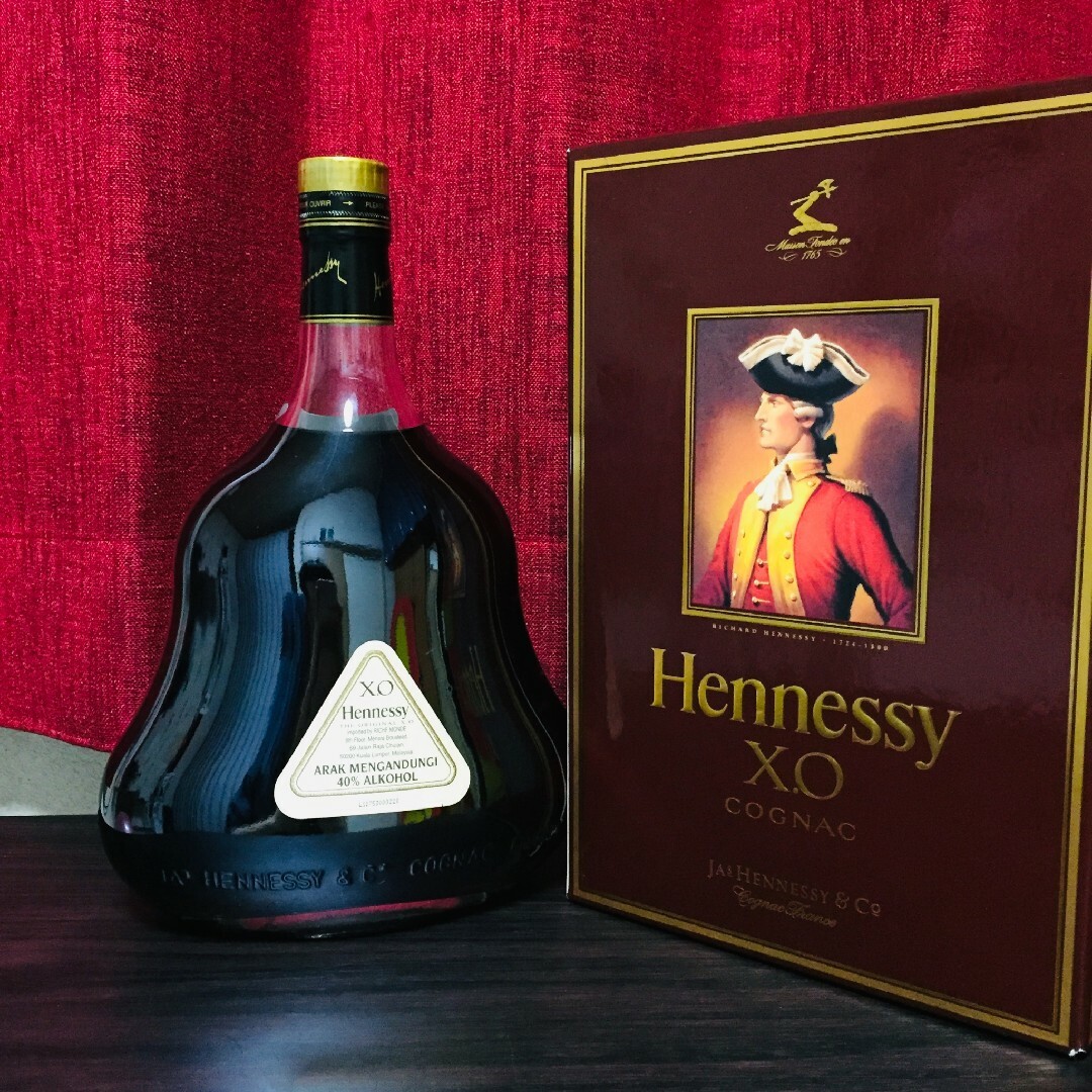 未開封品Hennessy XO コニャック 700ml 40%⁄古酒 ヘネシー xo 未開封