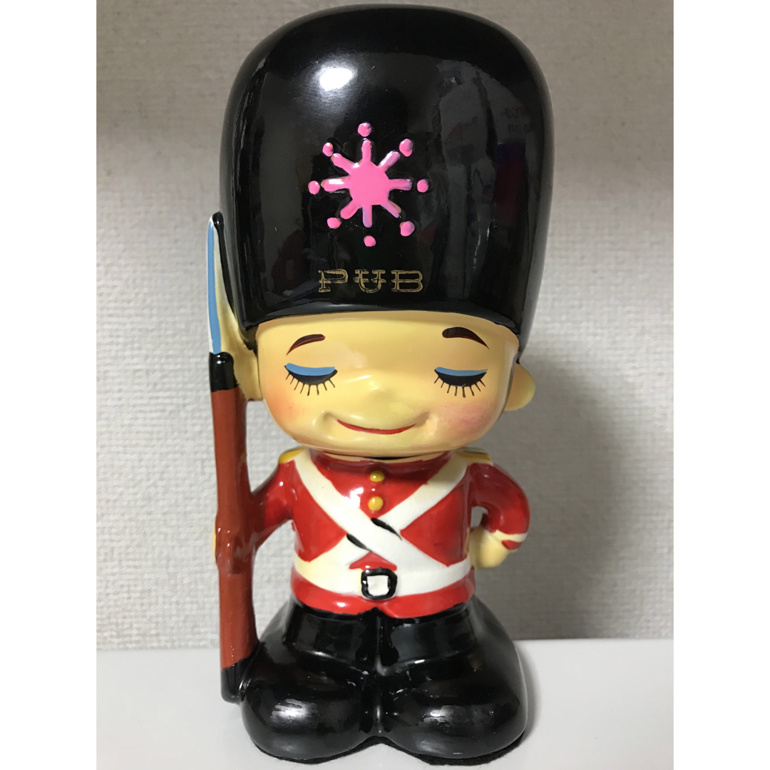 内藤ルネ 陶器製 RUNE ロンドン近衛兵 PUB仕様 貯金箱 195mmの通販 by