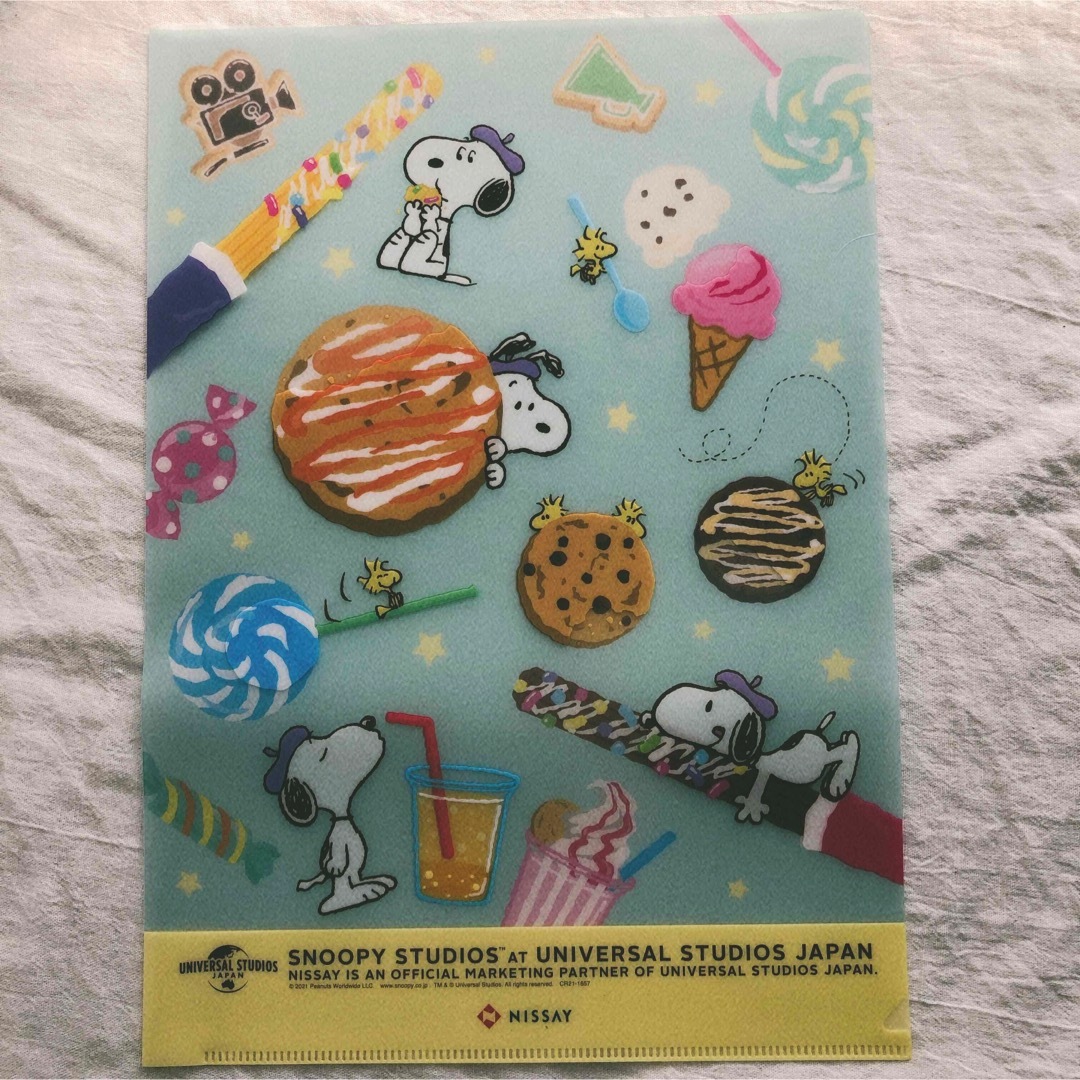 SNOOPY - ユニバ 日本生命ラウンジ内 非売品 スヌーピー A4ファイルの