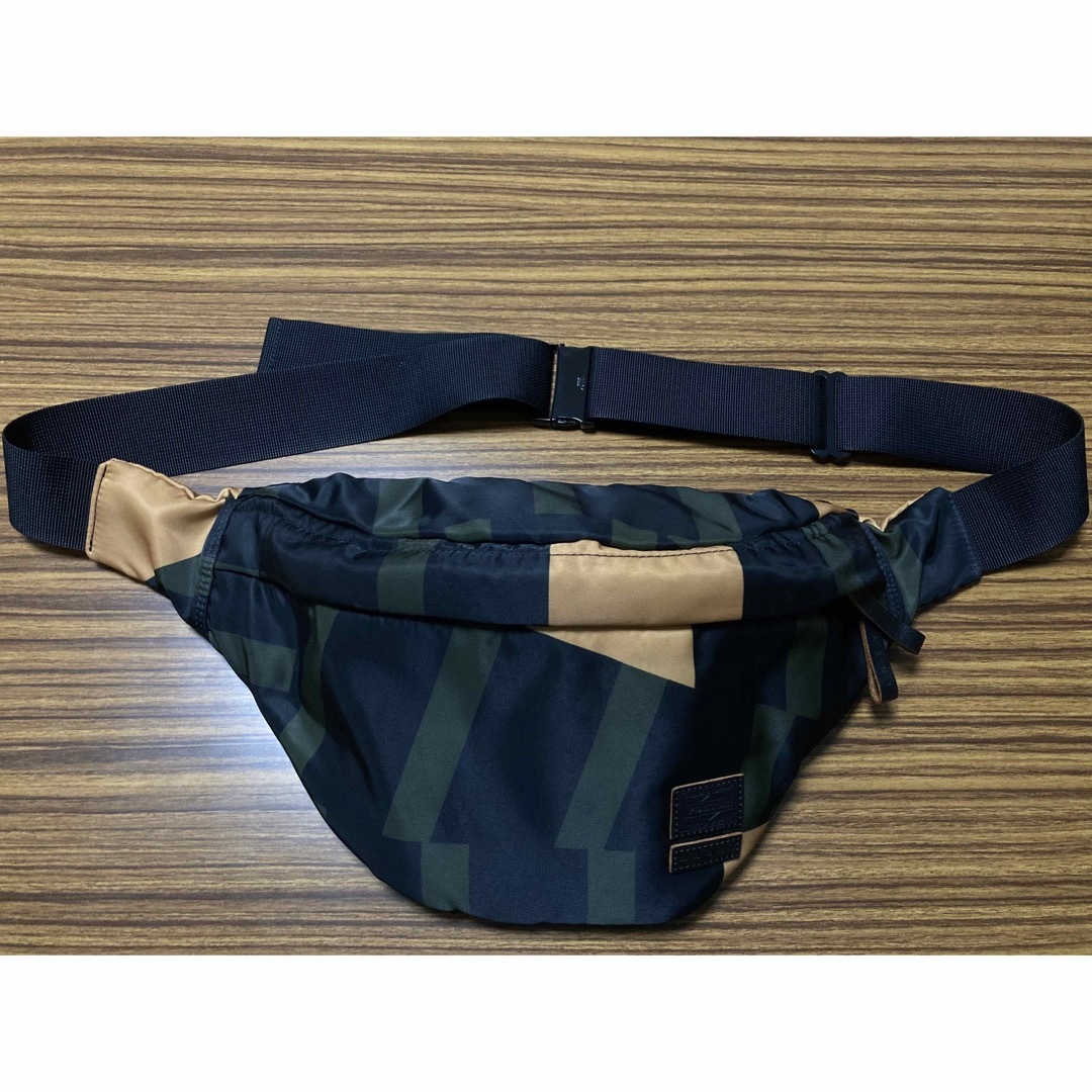 Le Donne Leatherレザー ガーメントバッグ スーツ 収納 旅行