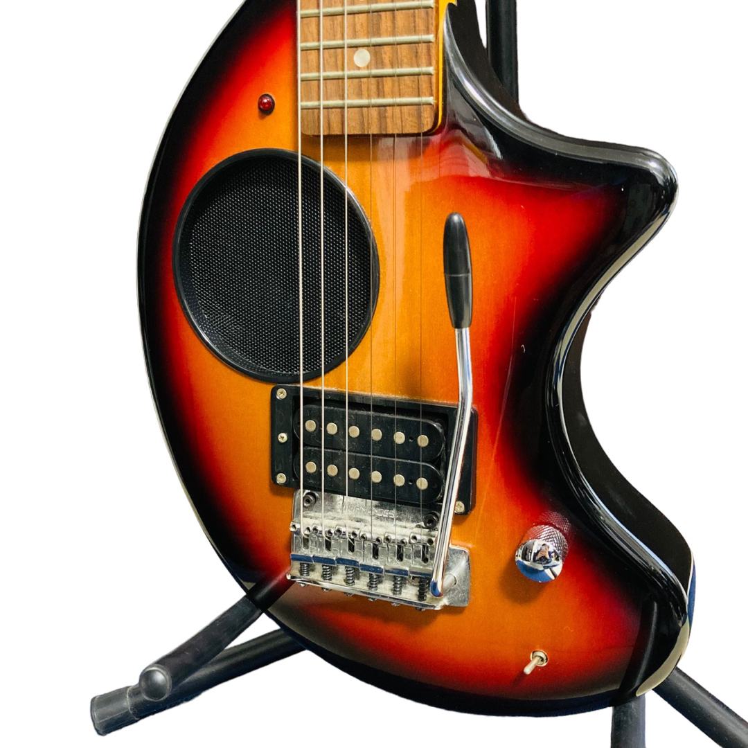 美品】FERNANDES ZO-3 アンプ内蔵型ギター 電池/ソフトケース付