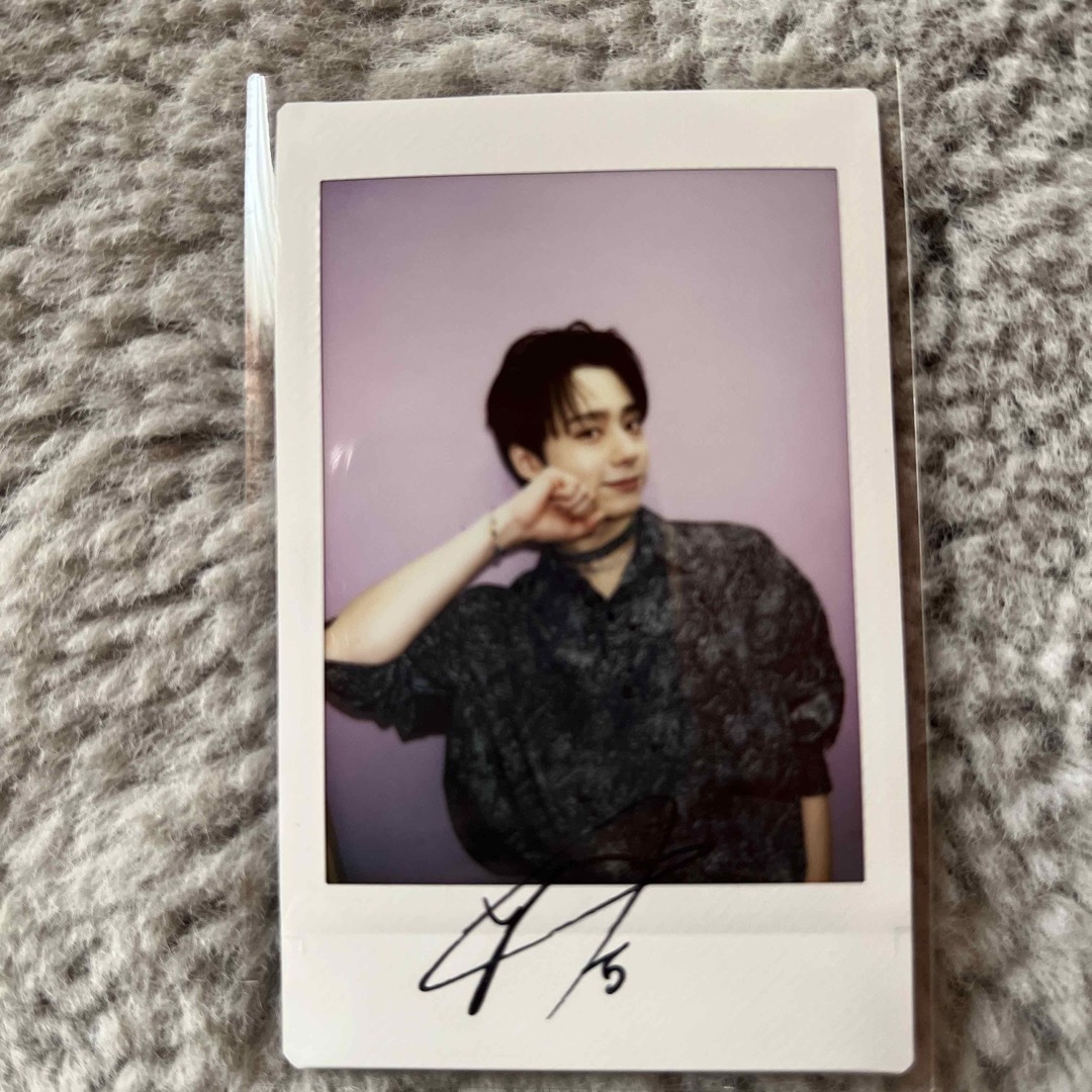 ONEUS 5X 直筆サイン入り ポラロイド チェキ ファヌン ONEUS 5X 直筆