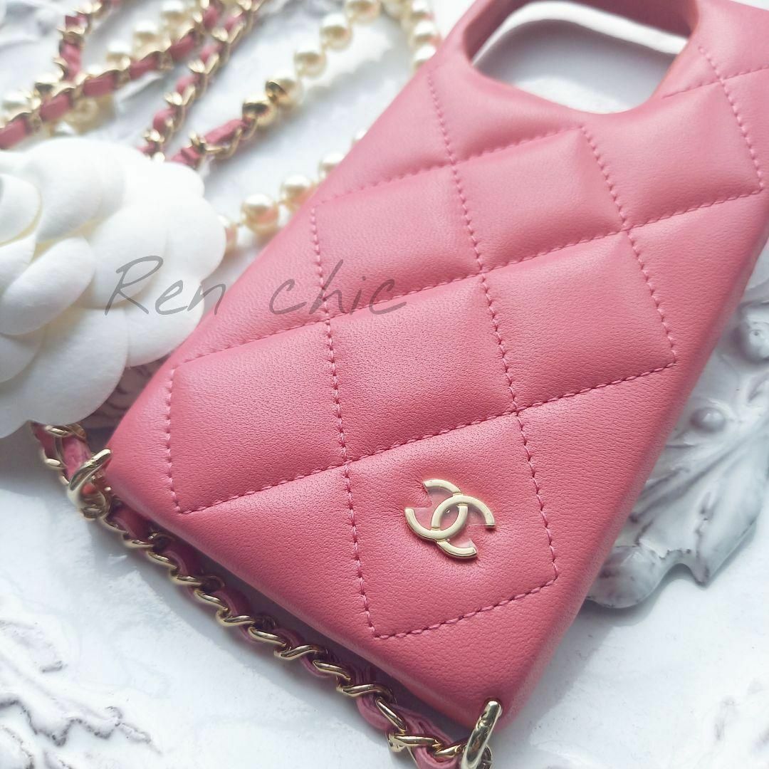 超レア！パール付き CHANEL iPhone 14 Pro ケース ピンク 超レア