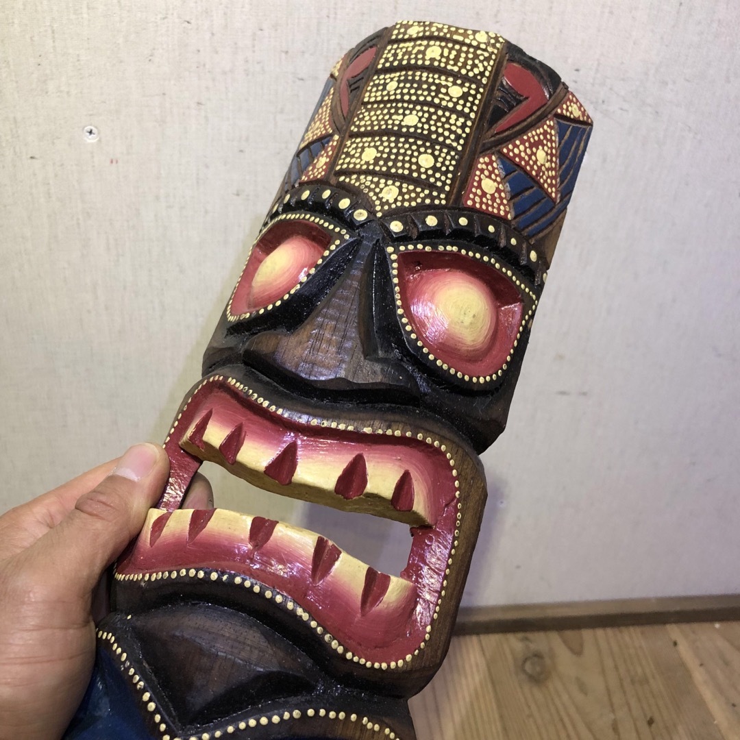 カラフルなティキ面30F ティキマスク 木彫りのお面壁掛けインテリア