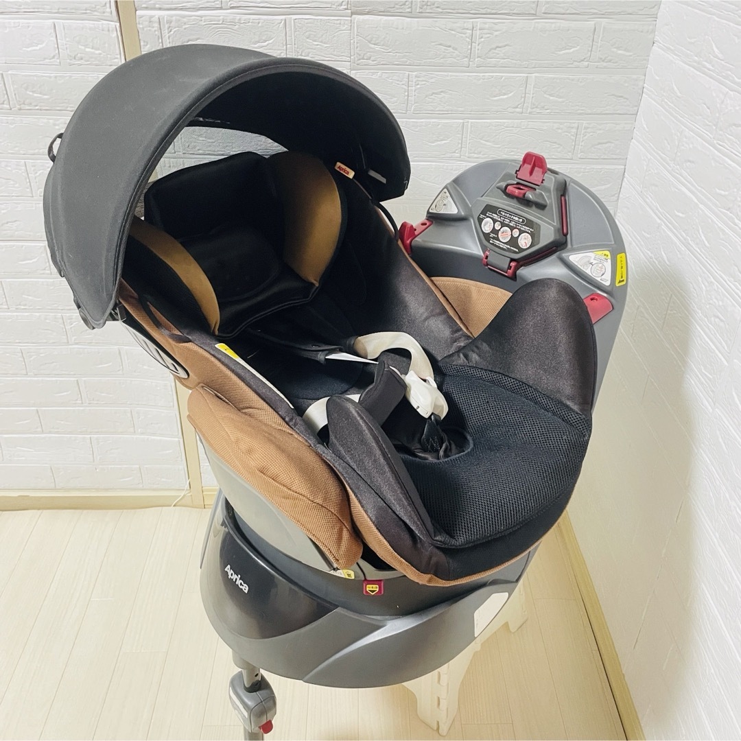 美品】アップリカ フラディアエアー チャイルドシート 新生児○ ブラウン