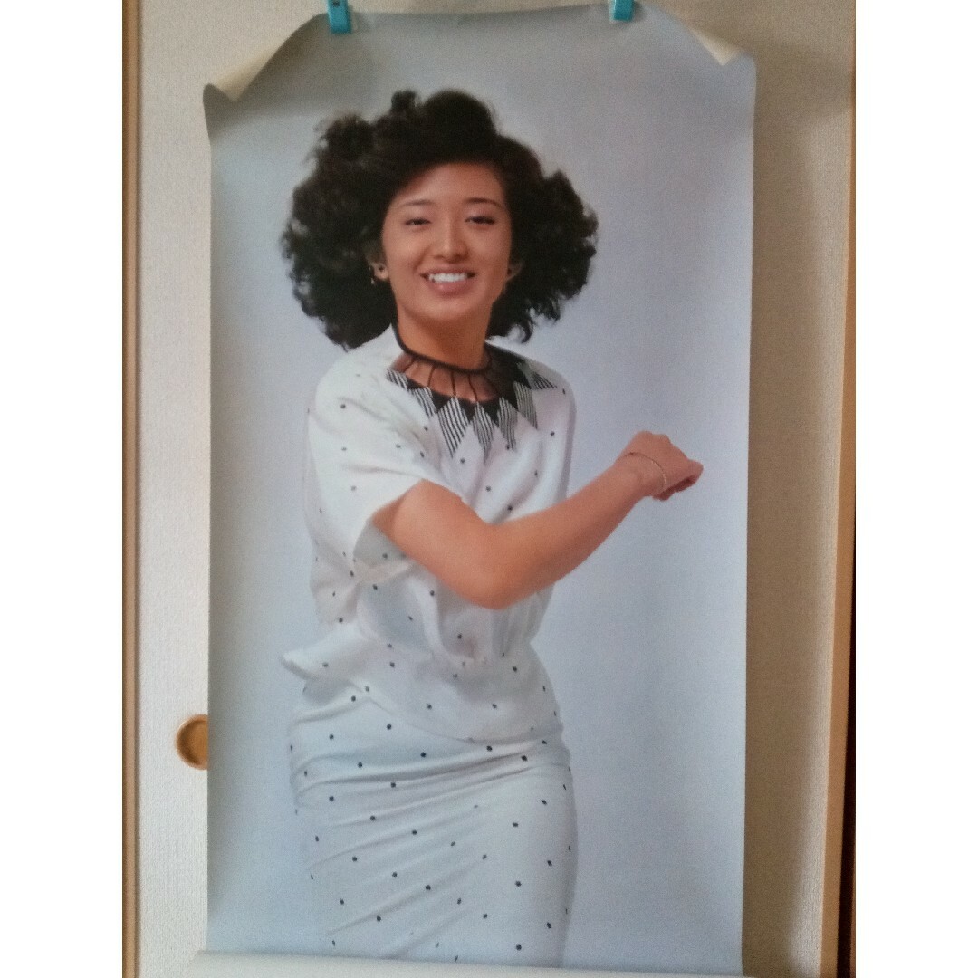 山口百恵特大ポスター（額付き）➕各種レコードセット 山口百恵特大