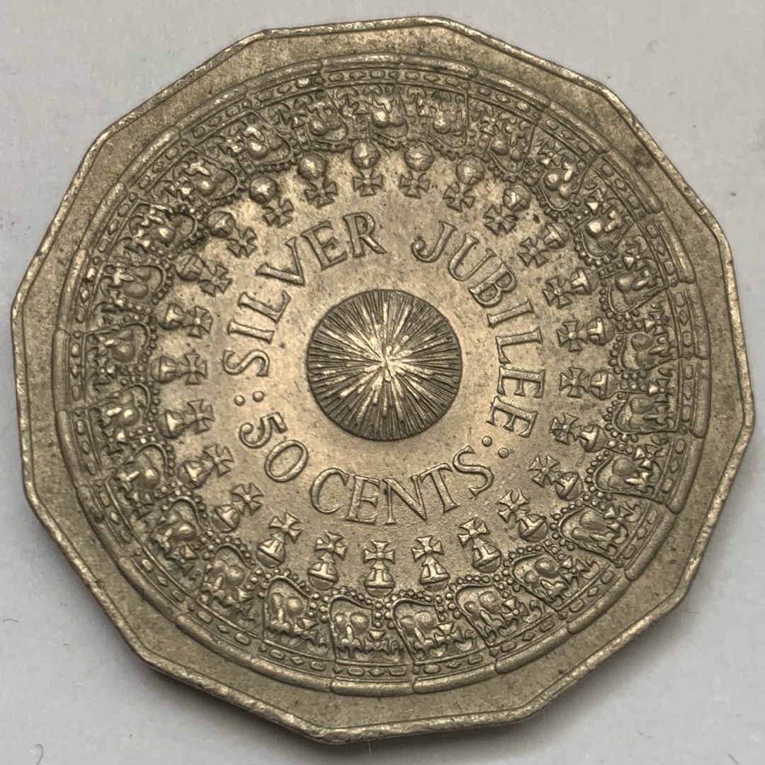 海外コイン オーストラリア 50セント記念硬貨 1977年 エリザベス2世の