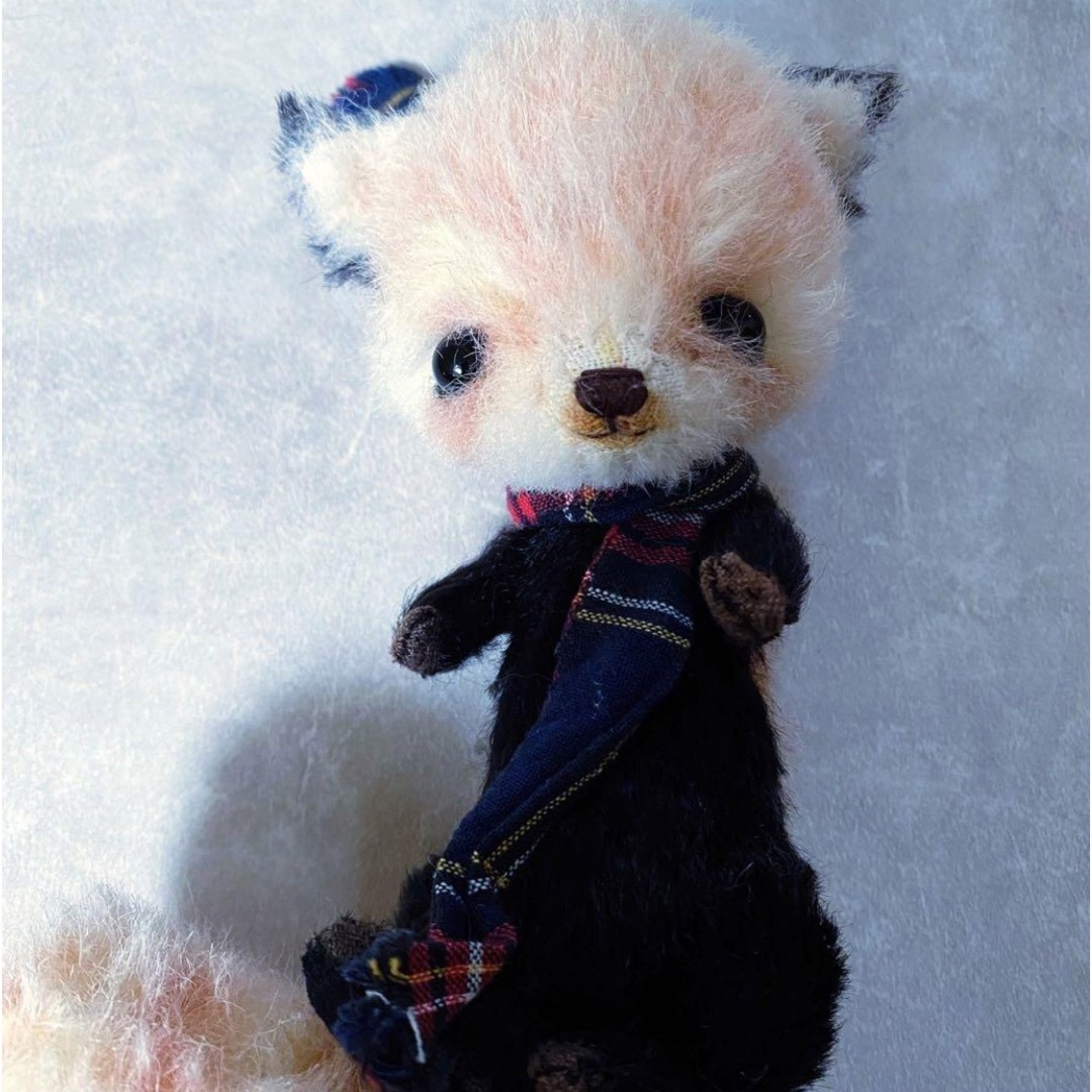 作家さま レッサーパンダのぬいぐるみ テディベア ハンドメイド 英国