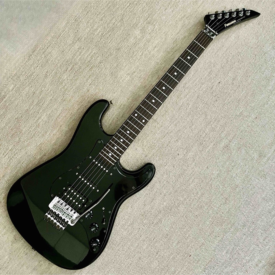 Fernandes ストラトタイプ ロック式トレモロ SSH C99127073