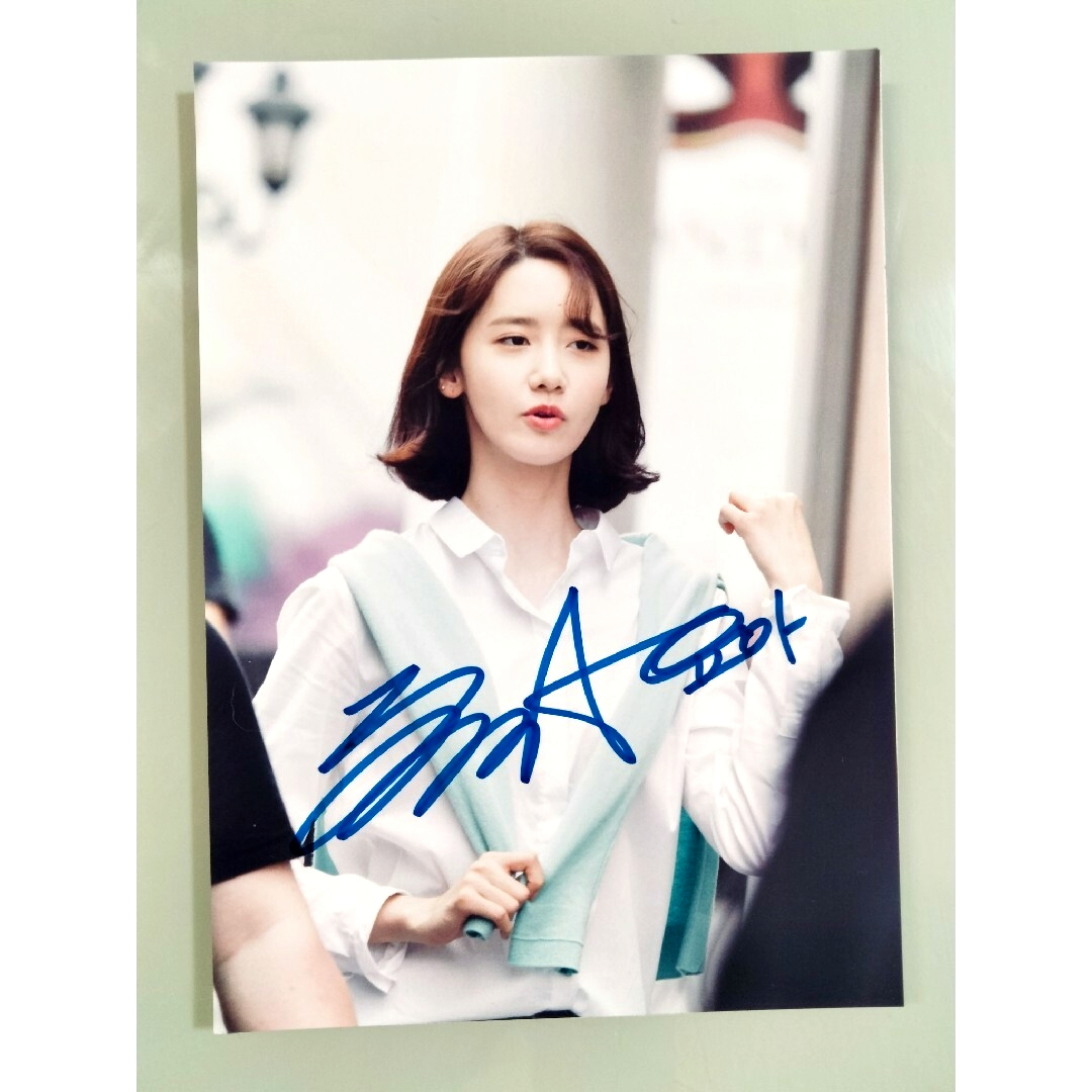 ユナ直筆サイン入り2Lサイズ写真…YoonA…少女時代の通販 by まこ08's