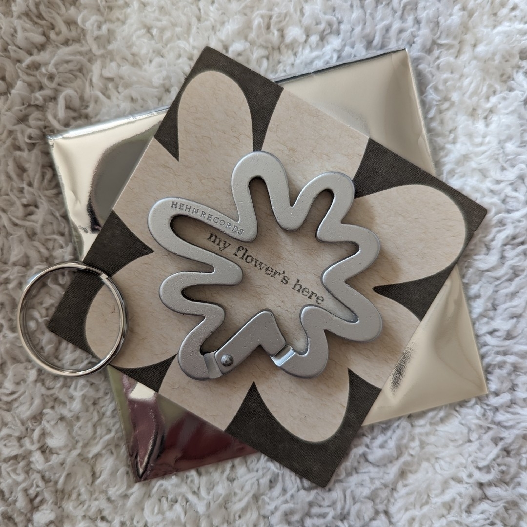 藤井風 花 カラビナ 藤井風 花カラビナ - メルカリ