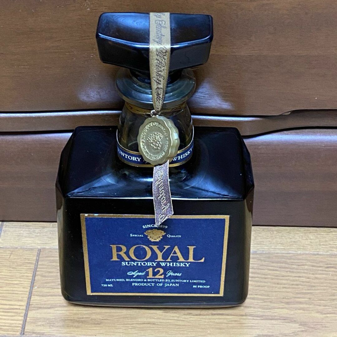 サントリーウイスキー ローヤル プレミアム12年 青ラベル 古酒 未開封