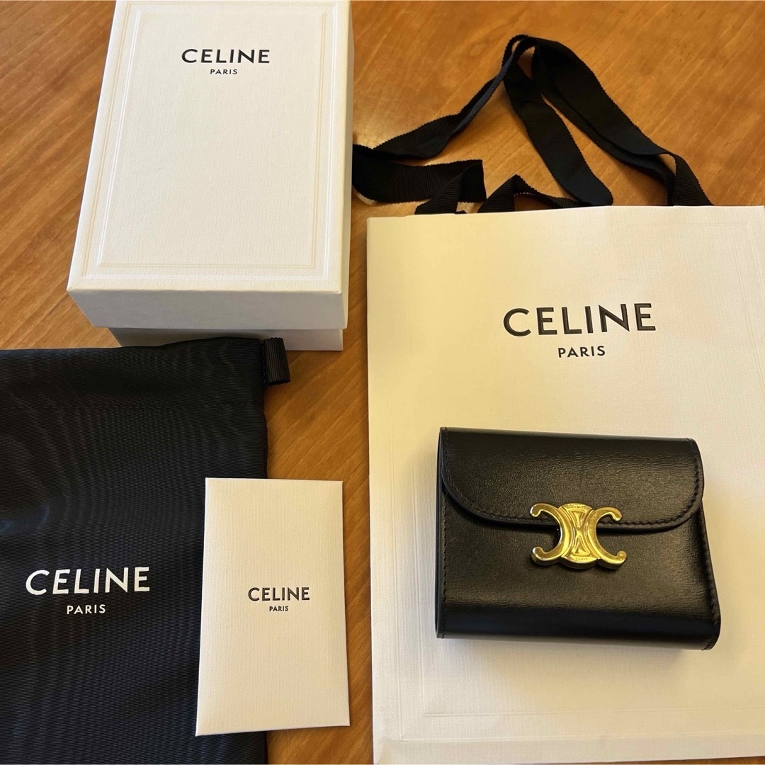 CELINE - 値下げ セリーヌ トリンオフ 三つ折り財布の通販 by