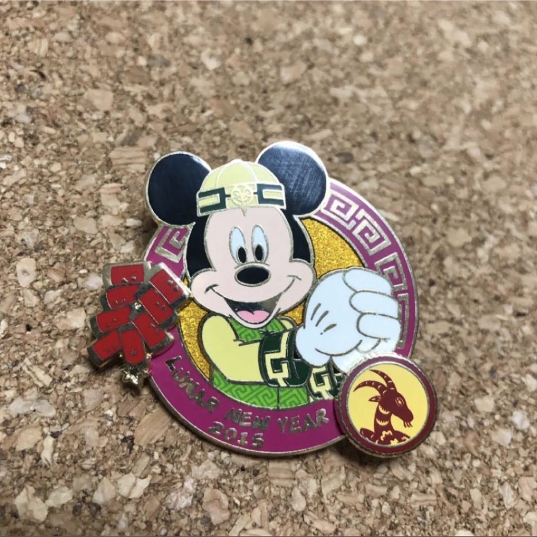 Disney 2003 HappyNewYear ピンバッジ LTD1500