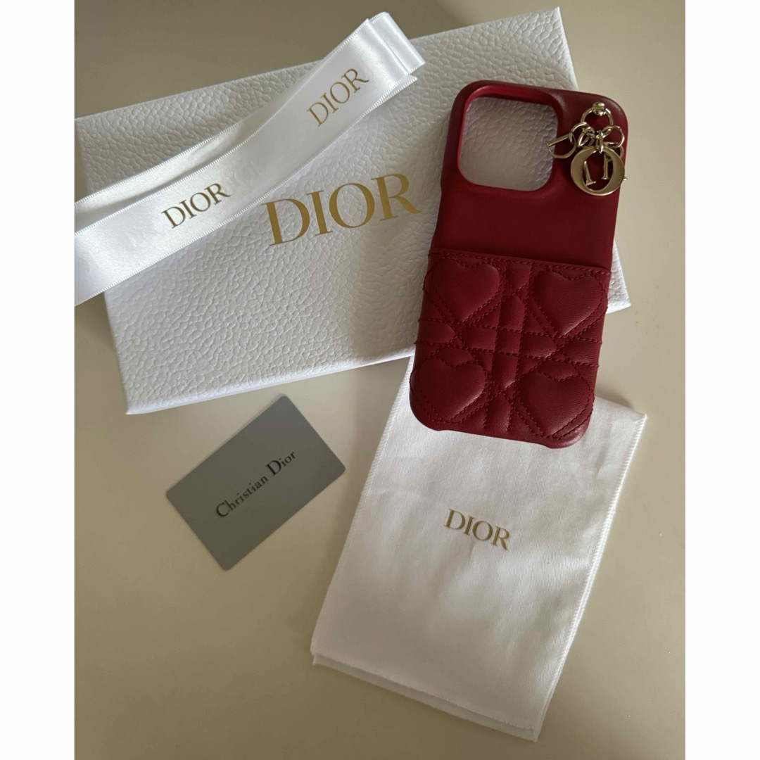 DIOR 日本限定デザイン ハートモチーフ iPhone 15 Proケース