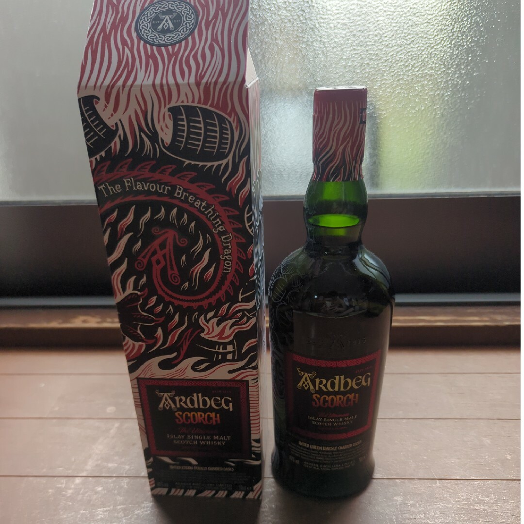 アードベック スコーチ 700ml シングルモルトウイスキー、箱付き