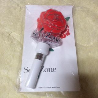 ☆SexyZone 薔薇ペンライト☆の通販 by ジャニーズ☪*｜ラクマ