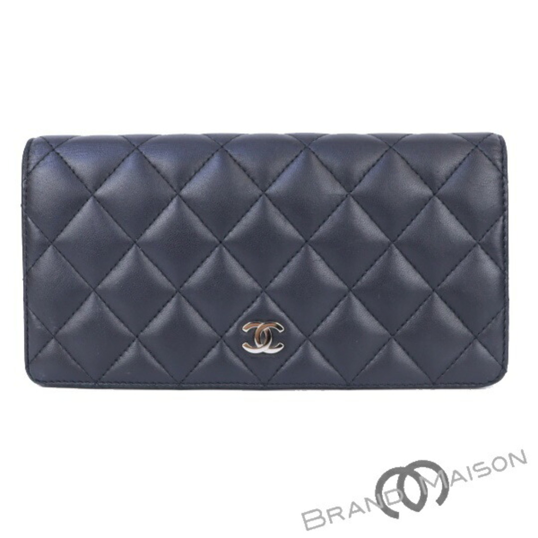 CHANEL シャネル ココマーク マトラッセ ラムスキン 二つ折り 財布黒