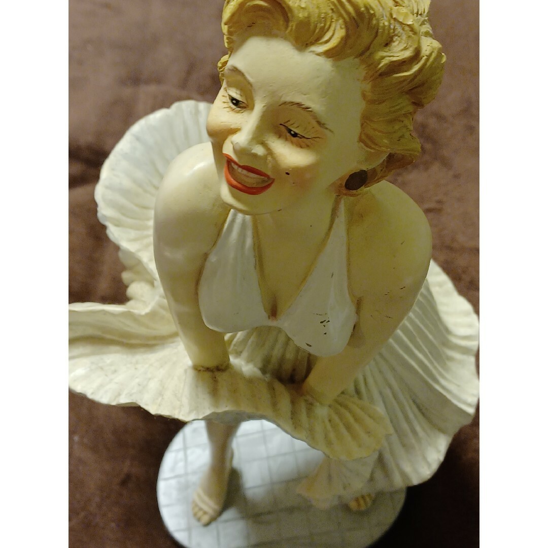 マリリンモンロー 置物