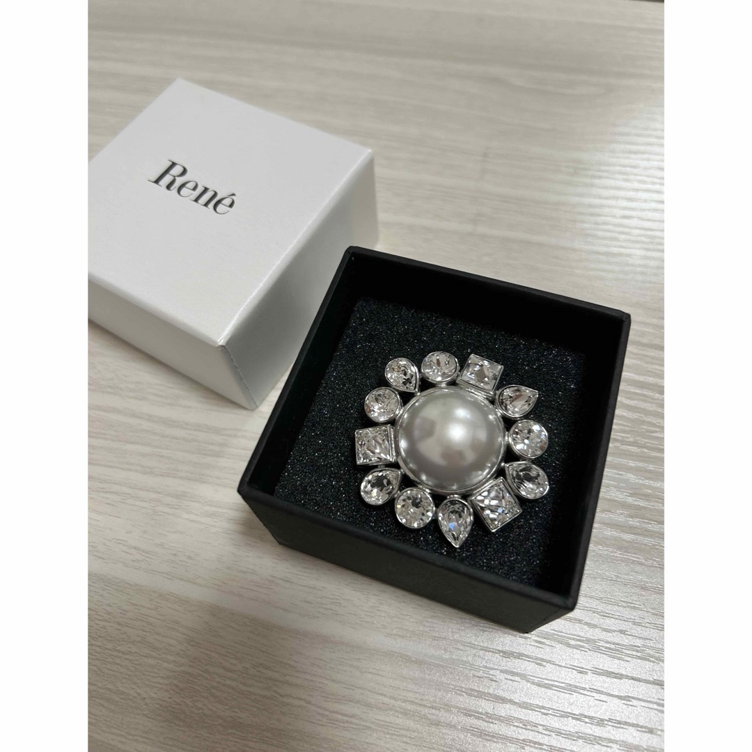 Rene ルネ ブローチ 新品未使用品