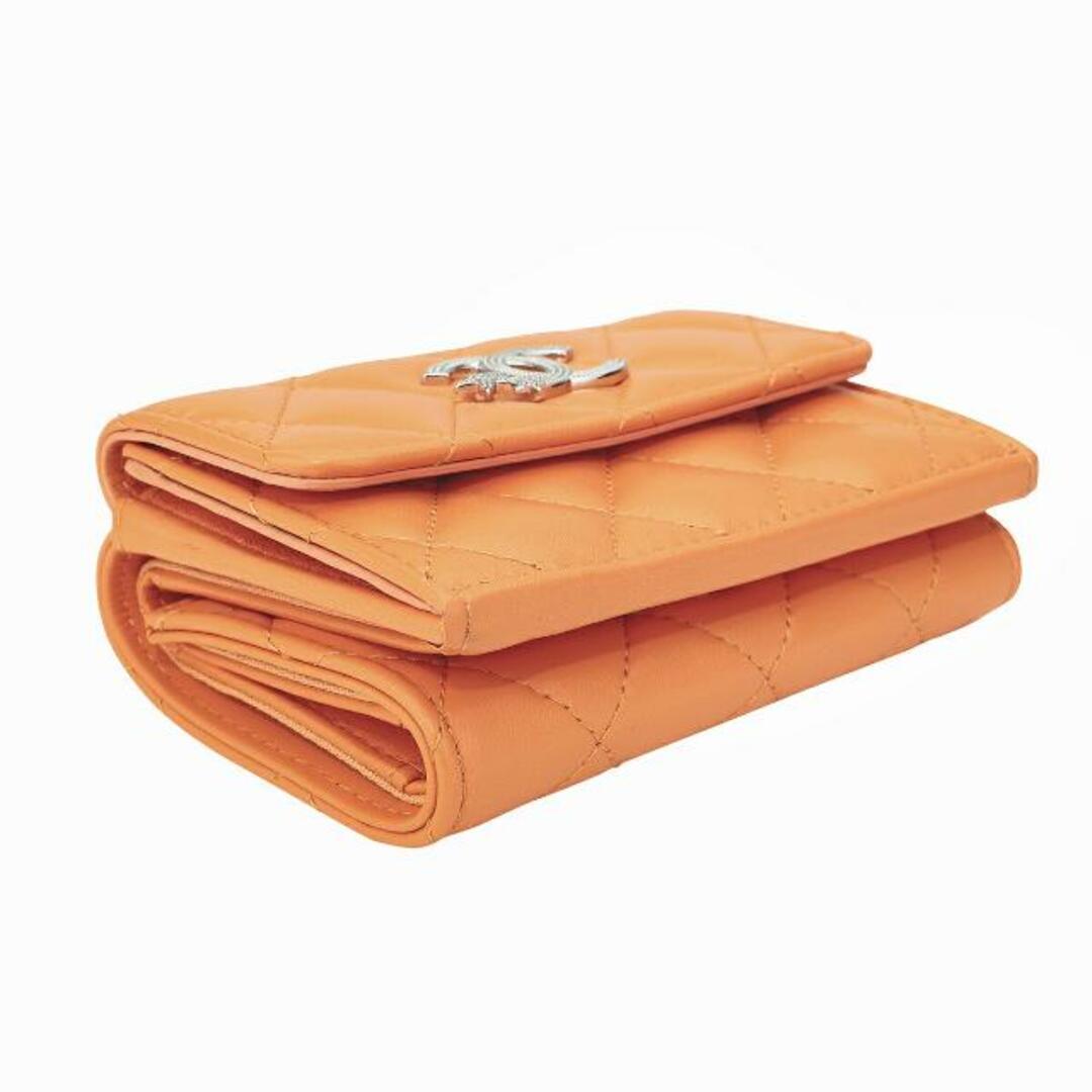 CHANEL - 新品 シャネル CHANEL 3つ折り財布 PETIT PORTEFEUILLE A