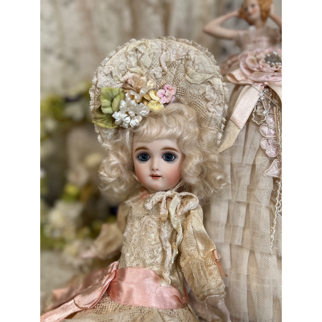 ビスクドール アンティークドール 26〜28㎝ドレスの通販 by ローゼル's