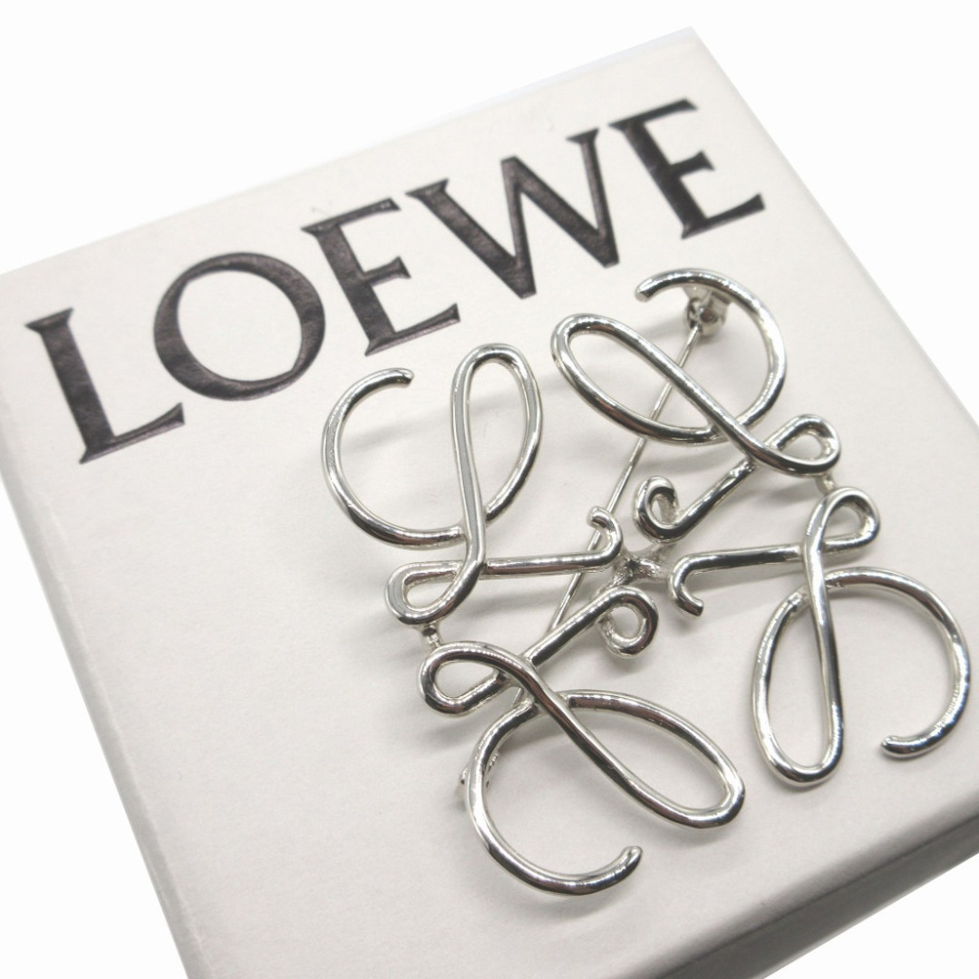 LOEWE シルバー ブローチ 付属品あり LOEWE シルバーブローチ 付属品あり