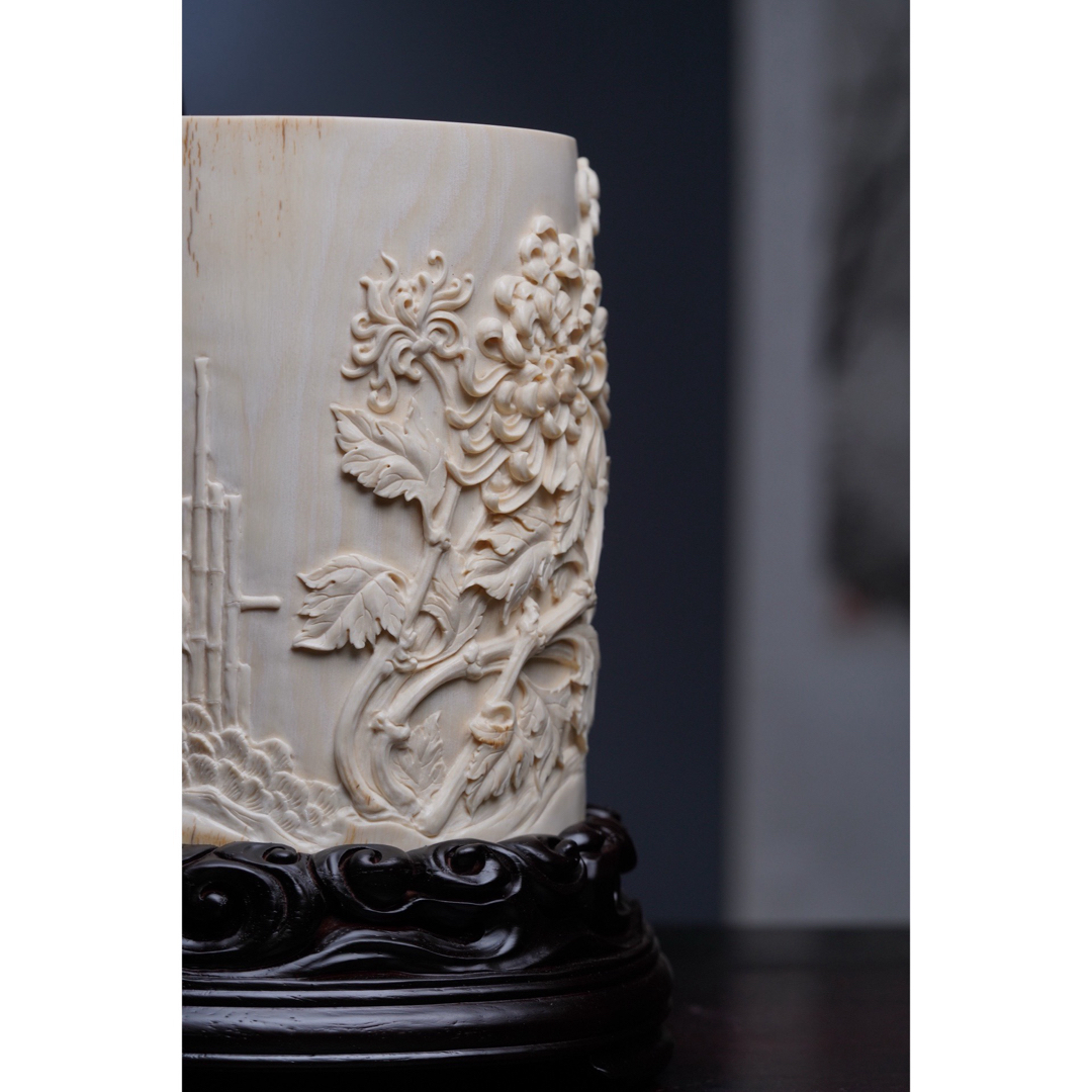 天然マンモス牙美しい手作り彫刻 金鶏報喜·一挙で有名になった 筆筒