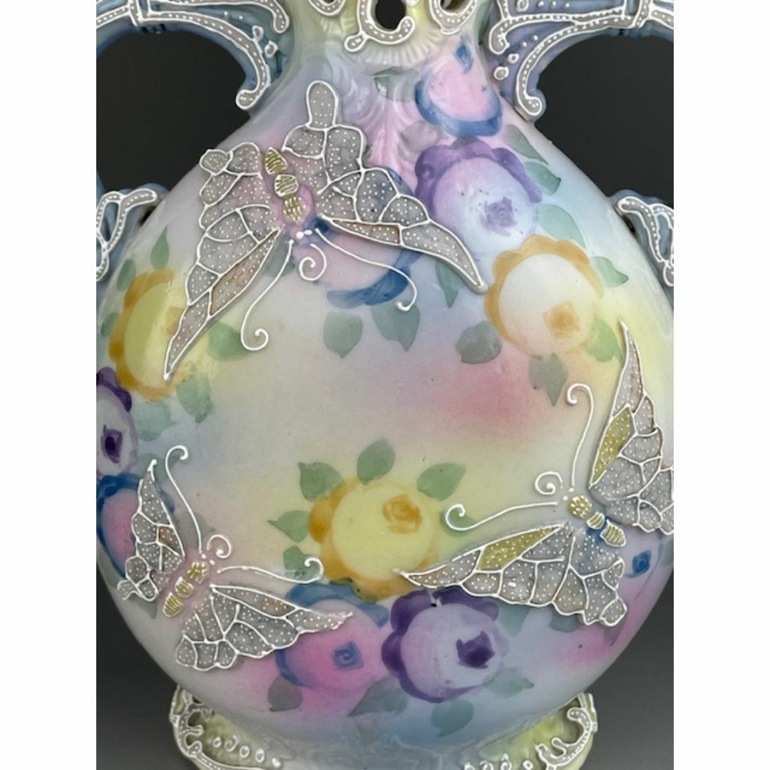 希少】オールドニッポン 約20㎝ 蝶紋盛上げ花瓶 一陳盛り アンティーク