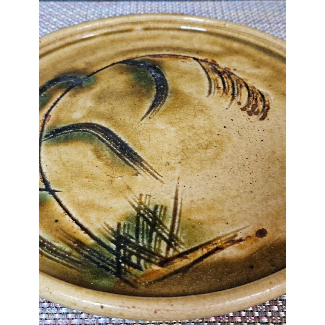 江戸時代後期～明治時代初期 黄瀬戸 織部 彫り絵付 すすきの図 行灯皿 灯り