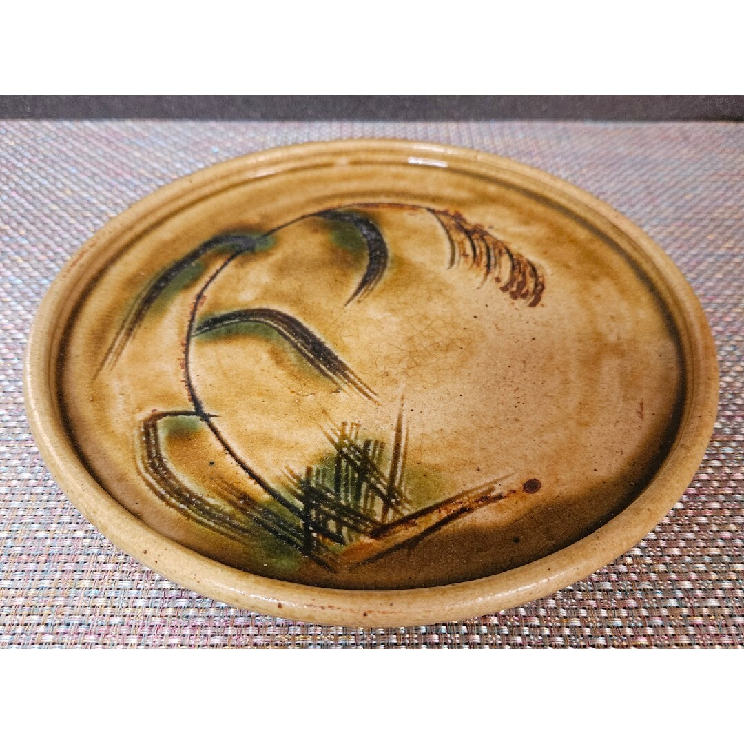 江戸時代後期～明治時代初期 黄瀬戸 織部 彫り絵付 すすきの図 行灯皿 灯り