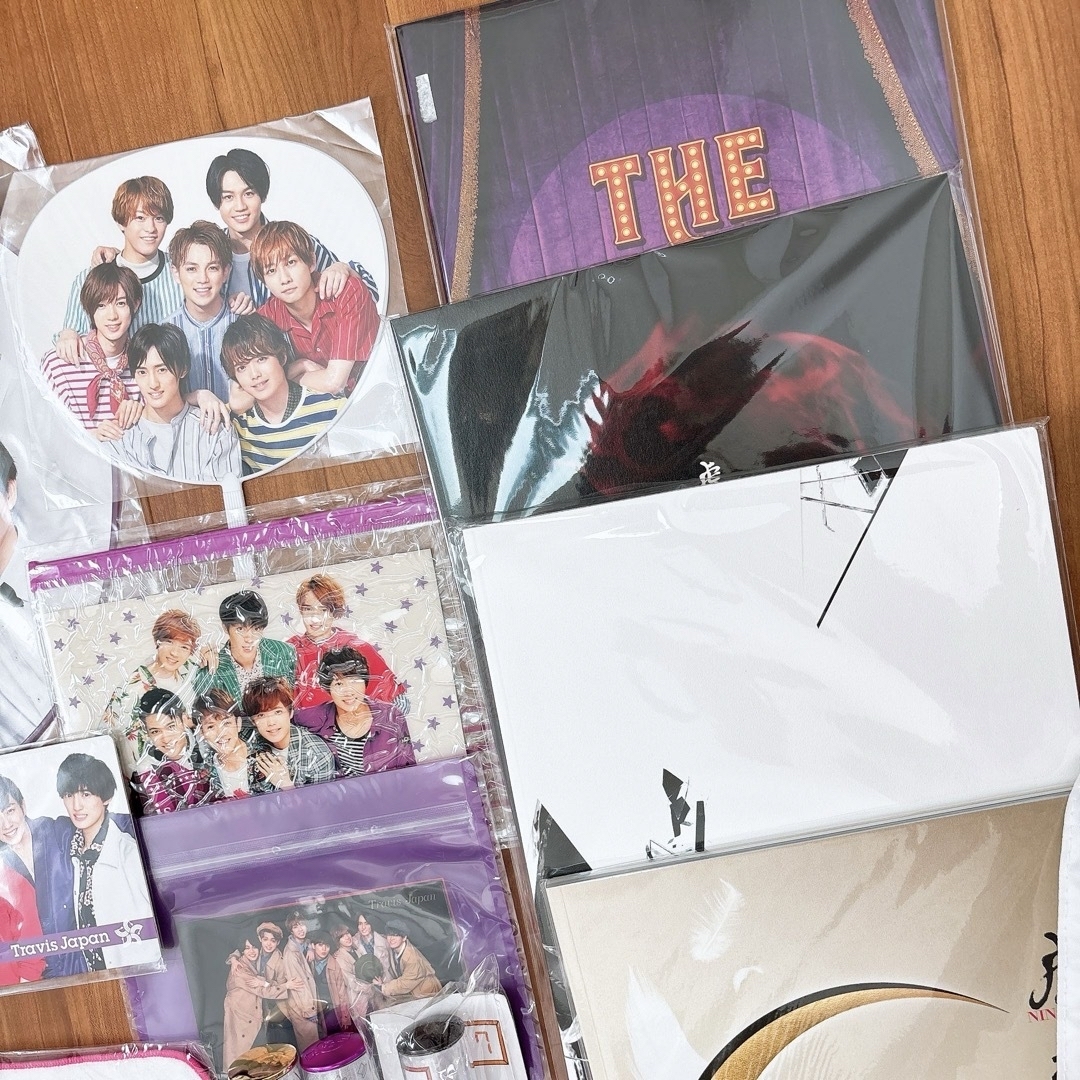 Travis Japan 公式グッズ まとめ売り 大量の通販 by あのね｜ラクマ