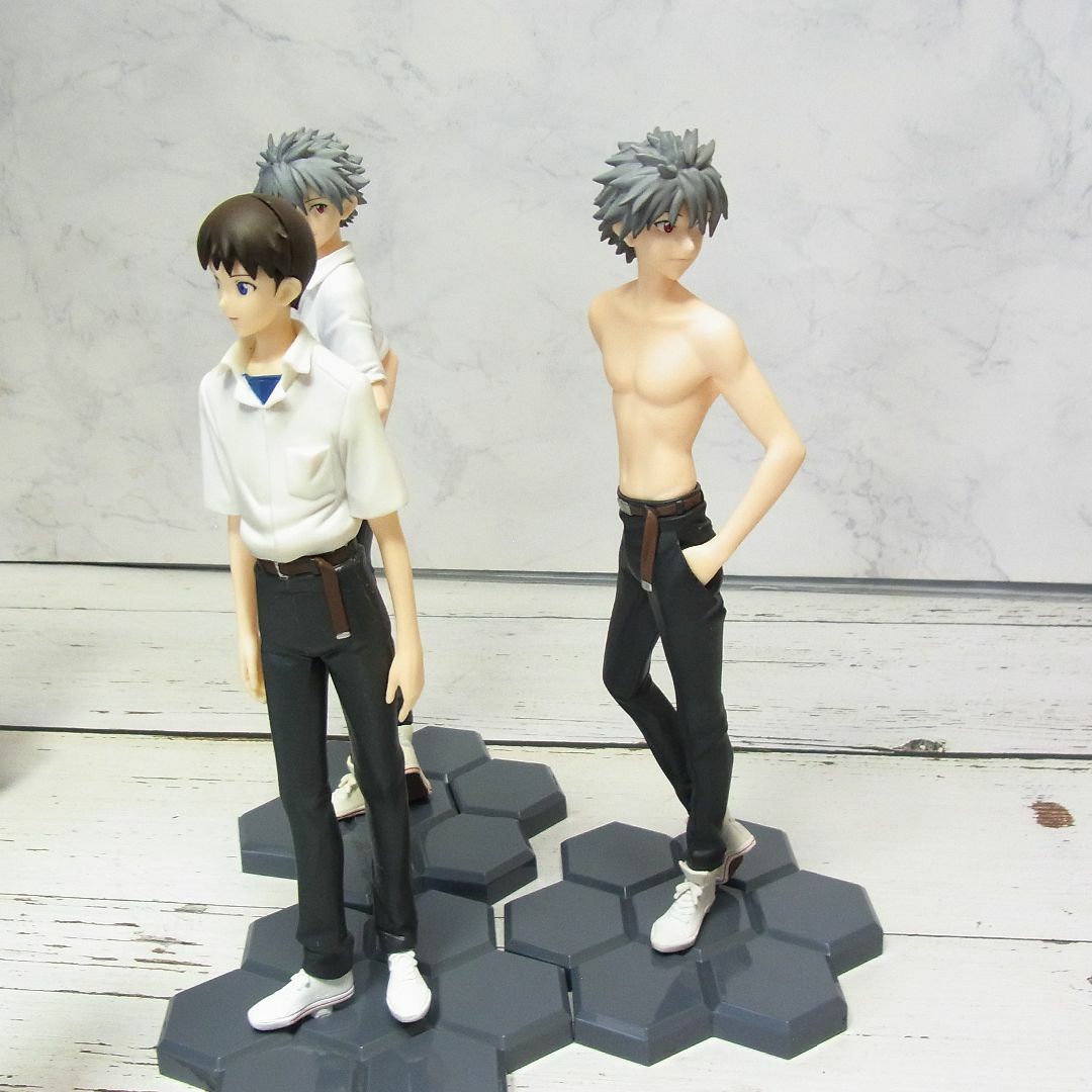 エヴァンゲリオン 渚カヲル ＆ 碇シンジ フィギュア セット