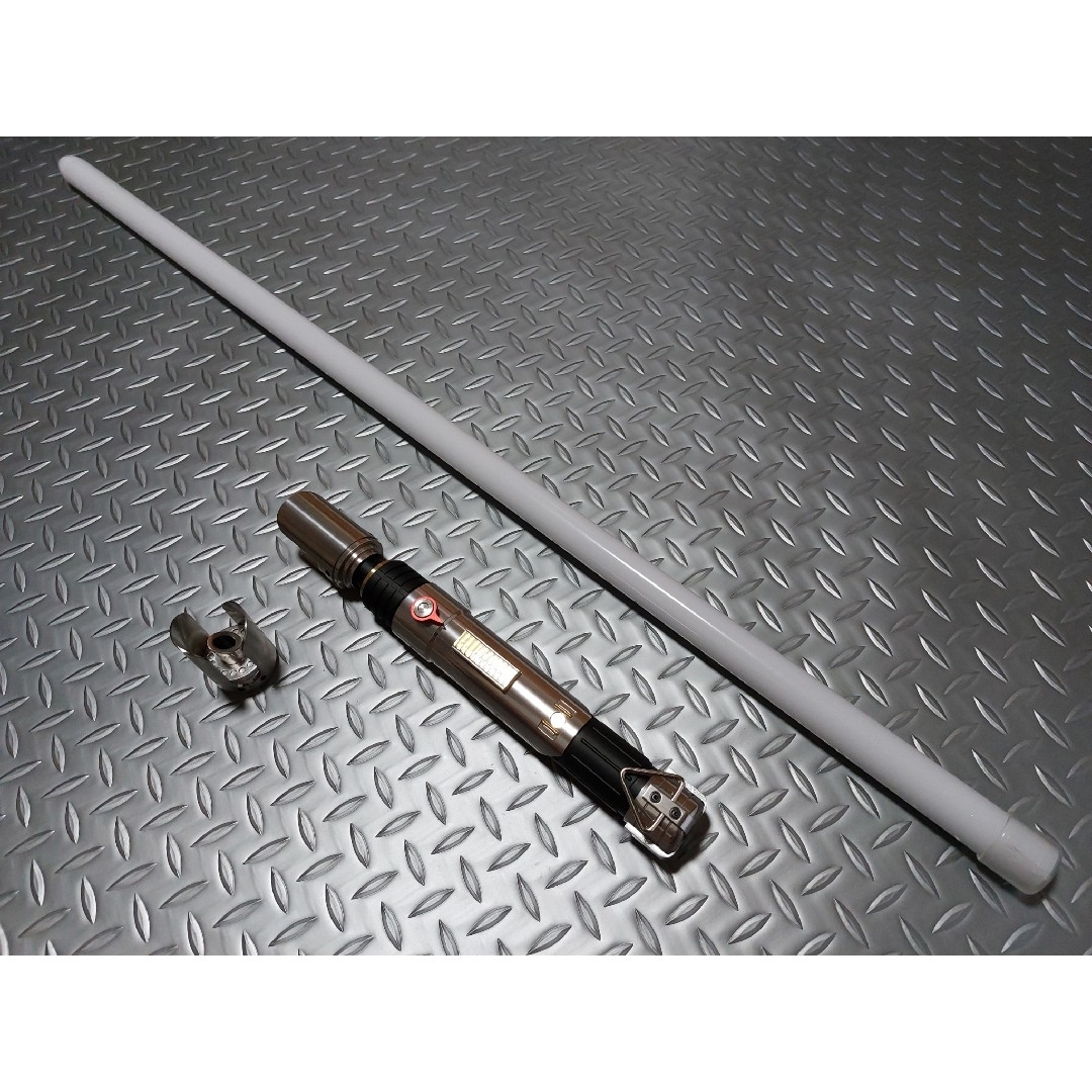 カスタムライトセーバー〈Sabine Wren Variant〉XENO3・新品