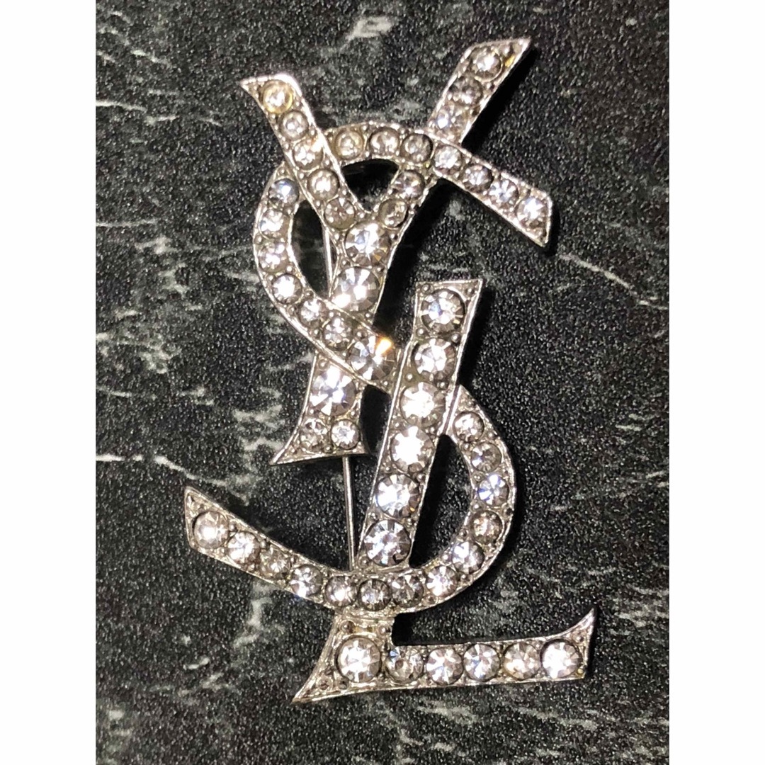 お値下げ中イブサンローラン ブローチ 【公式通販】