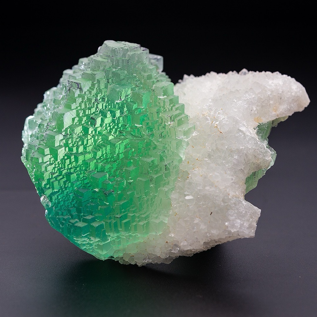 ナミビア エロンゴ フローライト 1169 天然石 原石 鉱物標本 鉱石 蛍石