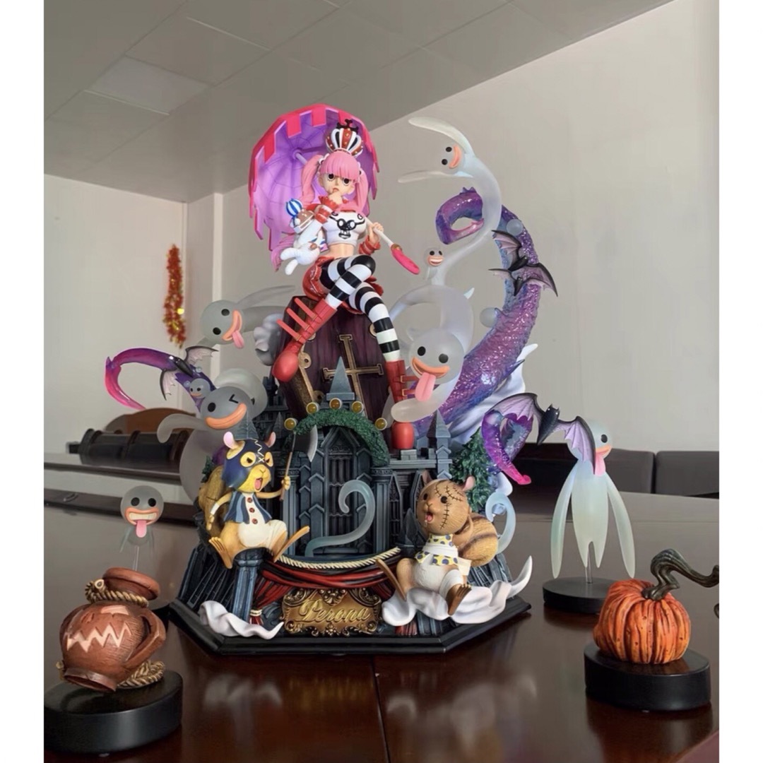 POP ペローナ ワンピース ガレージキット フィギュア ワンピース