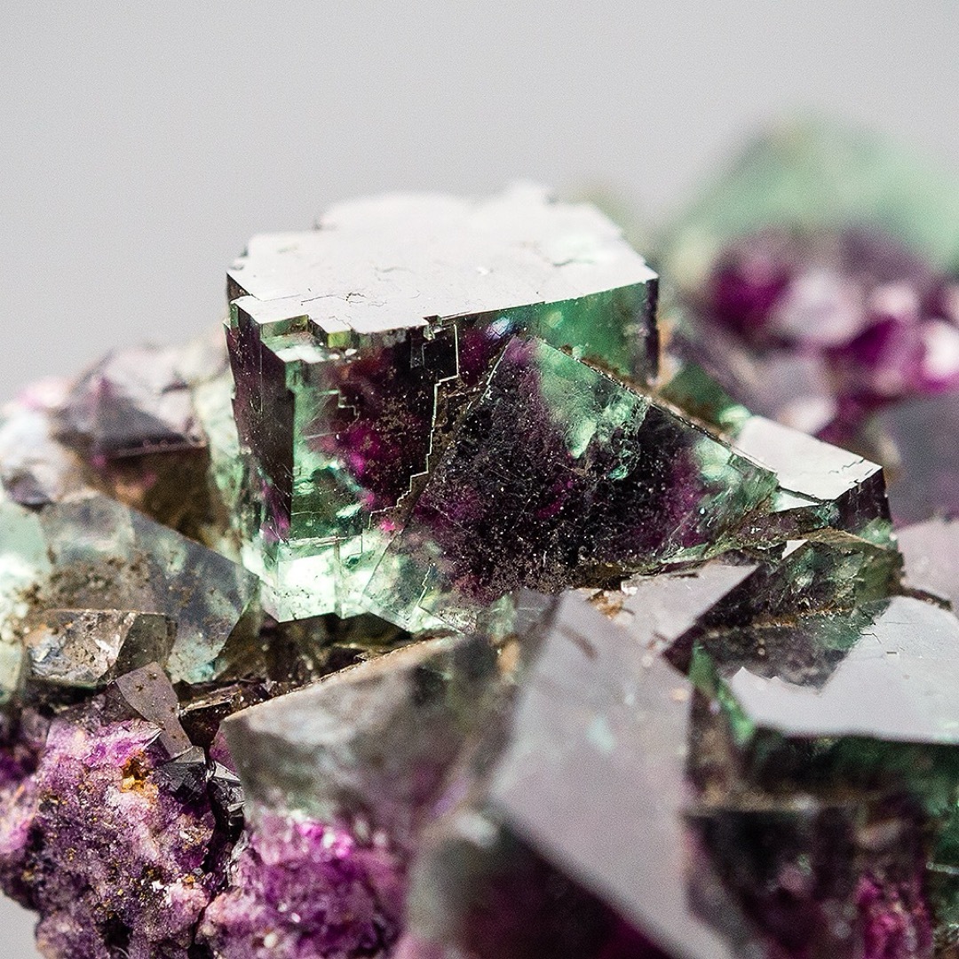 ナミビア オコルス フローライト 1681 天然石 原石 鉱物標本 鉱石 蛍石