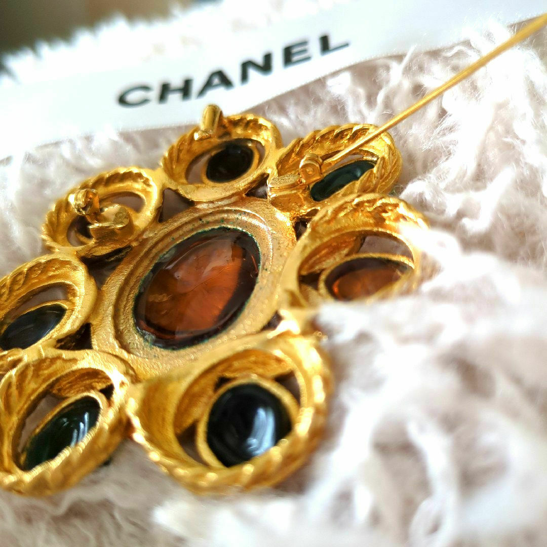 CHANELシャネル グリポワ ブローチ 難あり CHANEL シャネル ブローチ