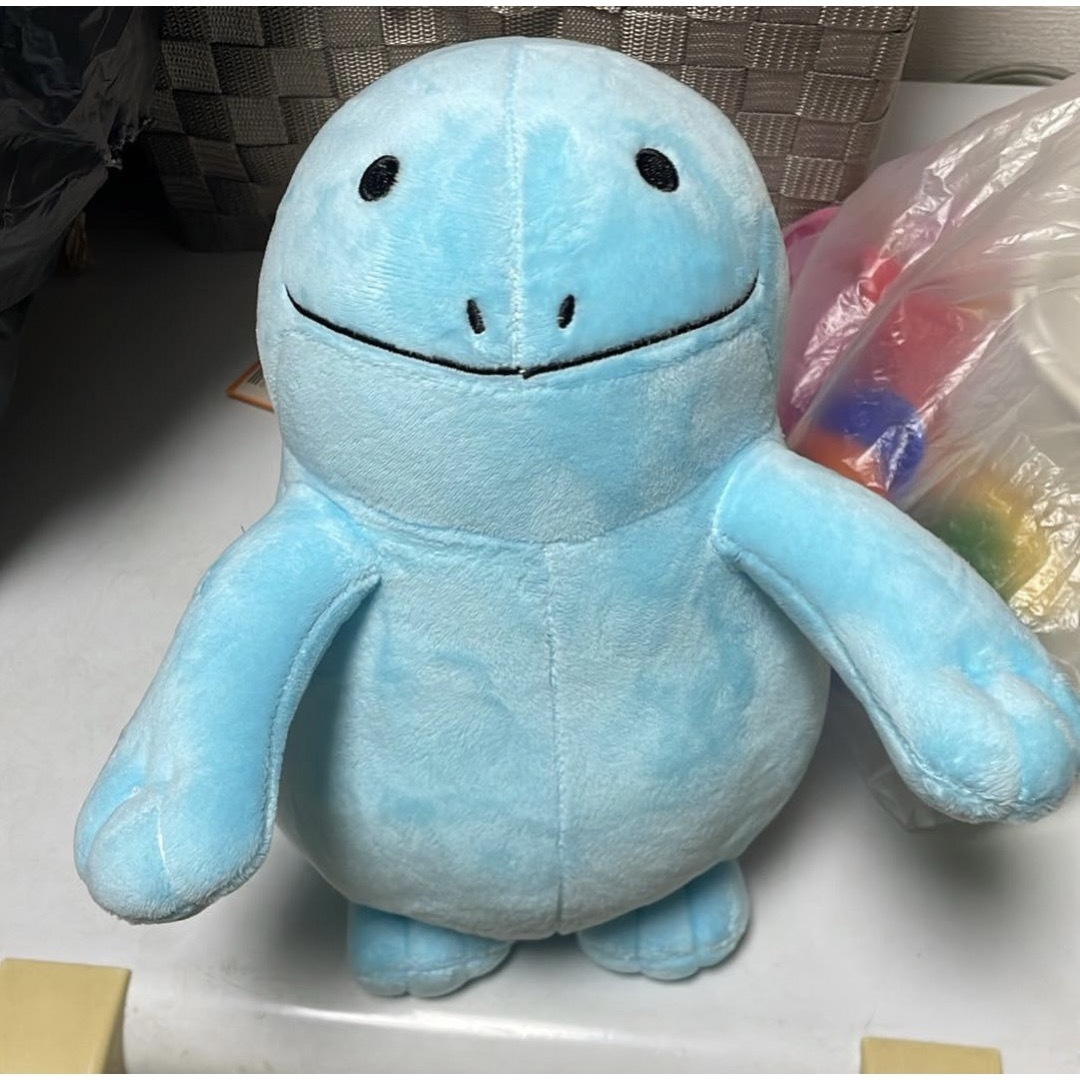 ヌオー ふわふわ抱きぬいぐるみ Amazon.co.jp: ポケモンセンター