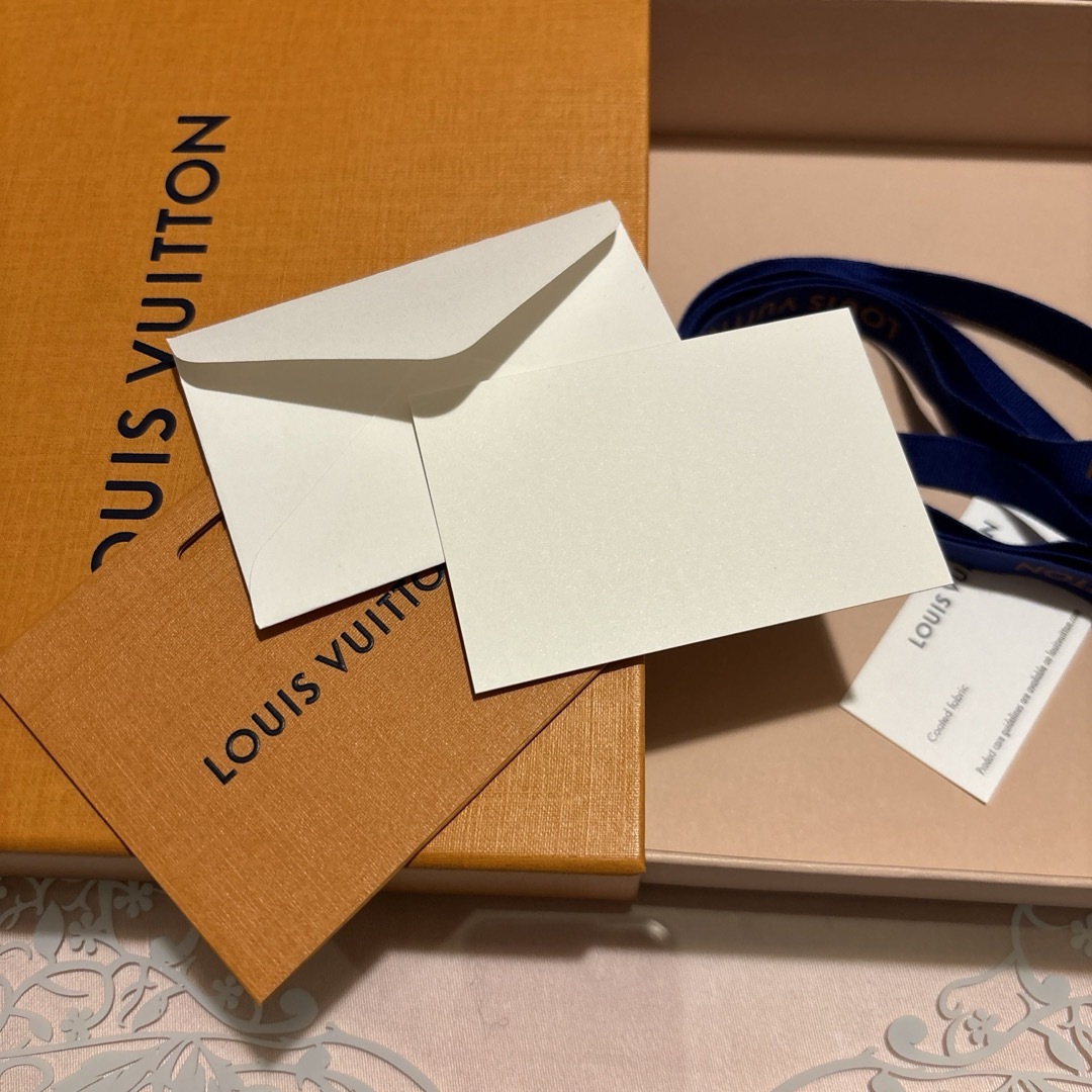 LOUIS VUITTON - ルイヴィトン プレゼントBOXsetの通販 by Train