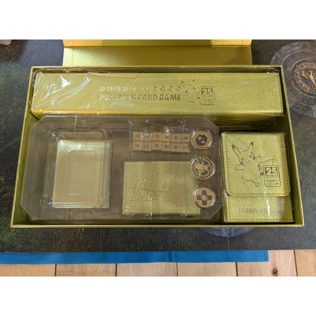 カード無し※ 25th アニバーサリー ゴールデンボックス ピカチュウ の