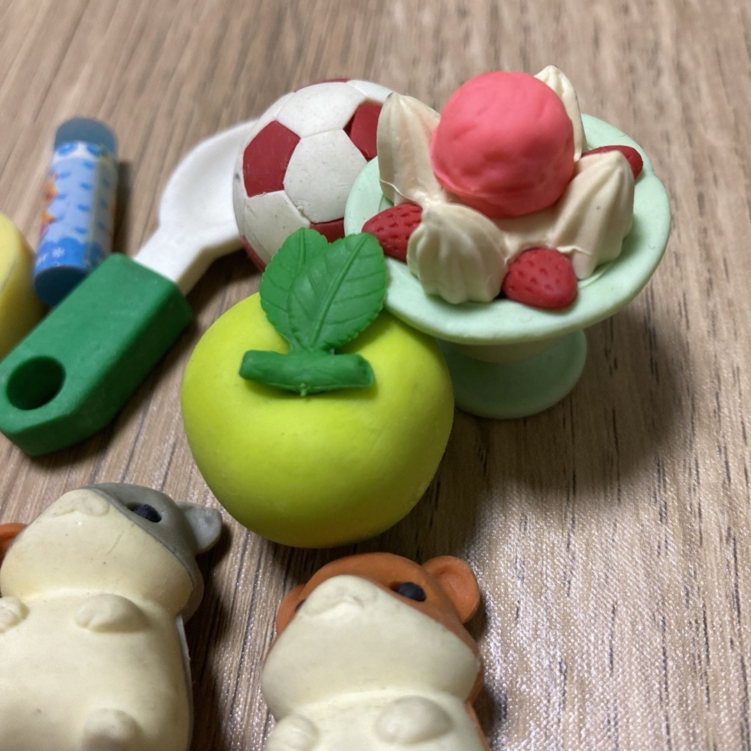 平成レトロ】消しゴムセットの通販 by ハチ's shop｜ラクマ
