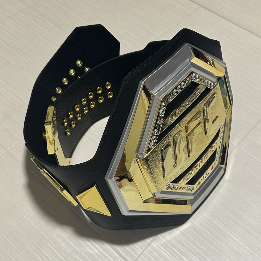 UFC チャンピオンベルトレプリカ【海外限定品】