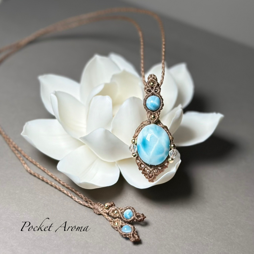 海雫』高品質ラリマーのマクラメペンダントネックレス