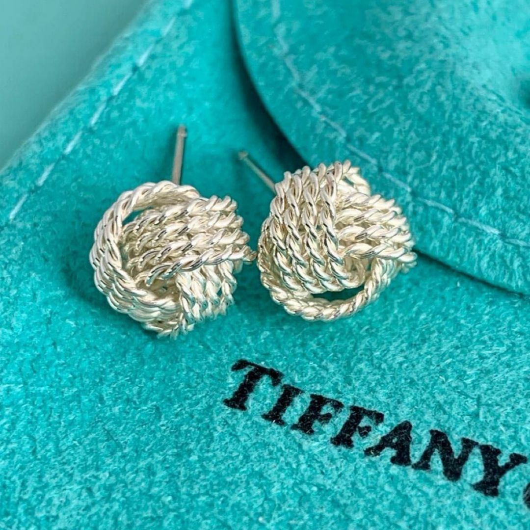 本日限定価格】Tiffany & Co. サマセット ツイストノットピアス