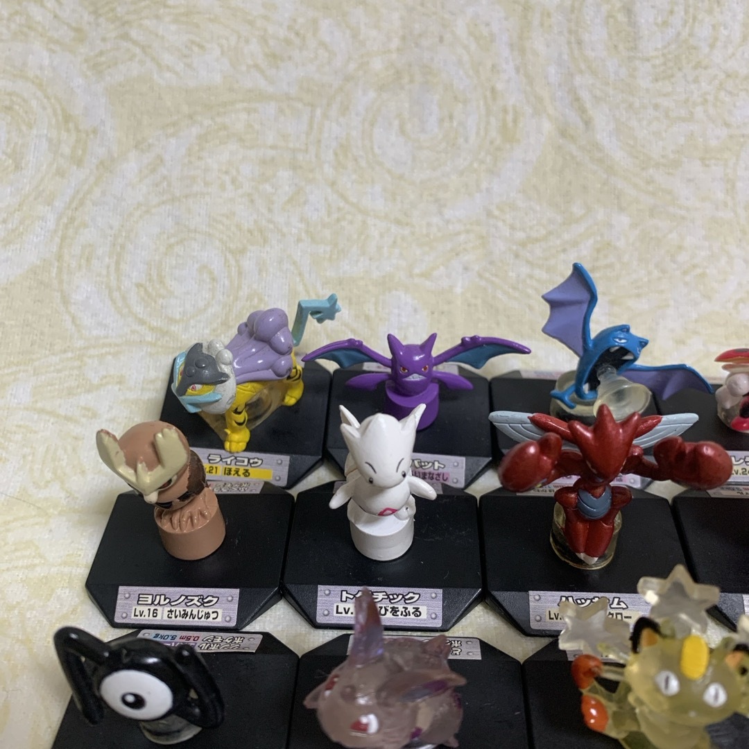 ポケモン フィギュア わざコレクション 24点 台座付き