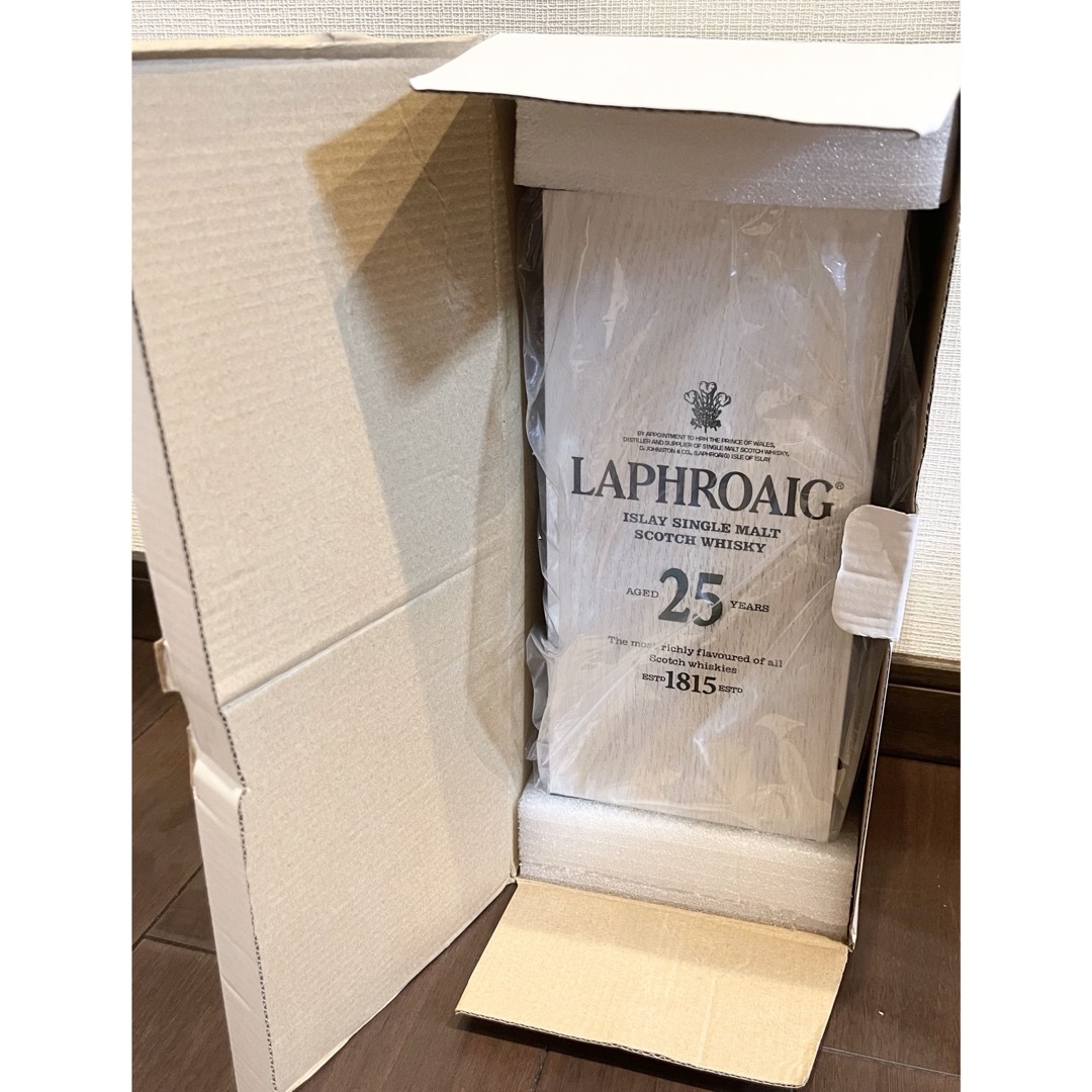 ラフロイグ 25年 カスクストレングス 52° 木箱入新品2018リリース希少